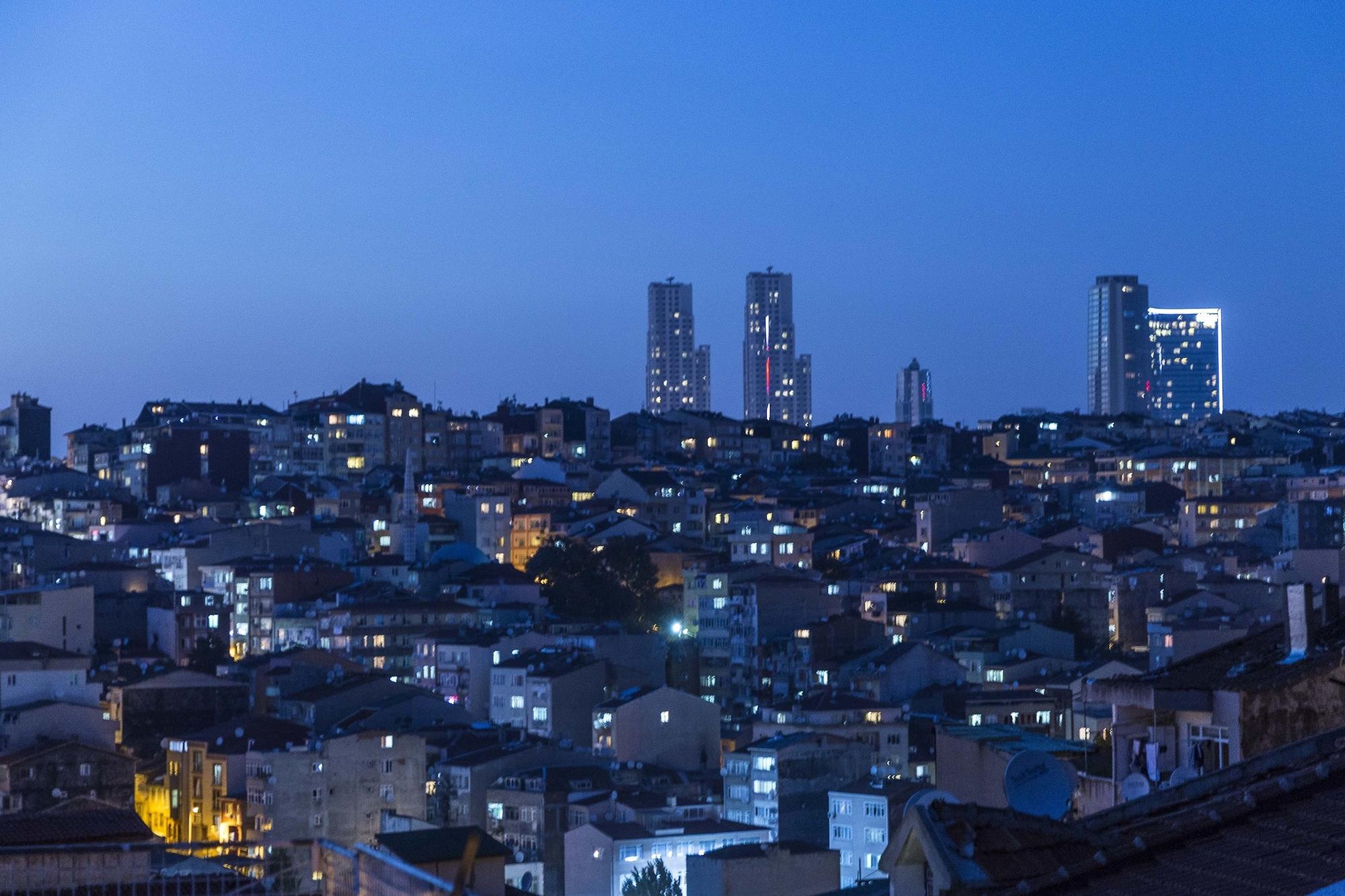 Zendy Suite Hotel Istanbul Exterior photo