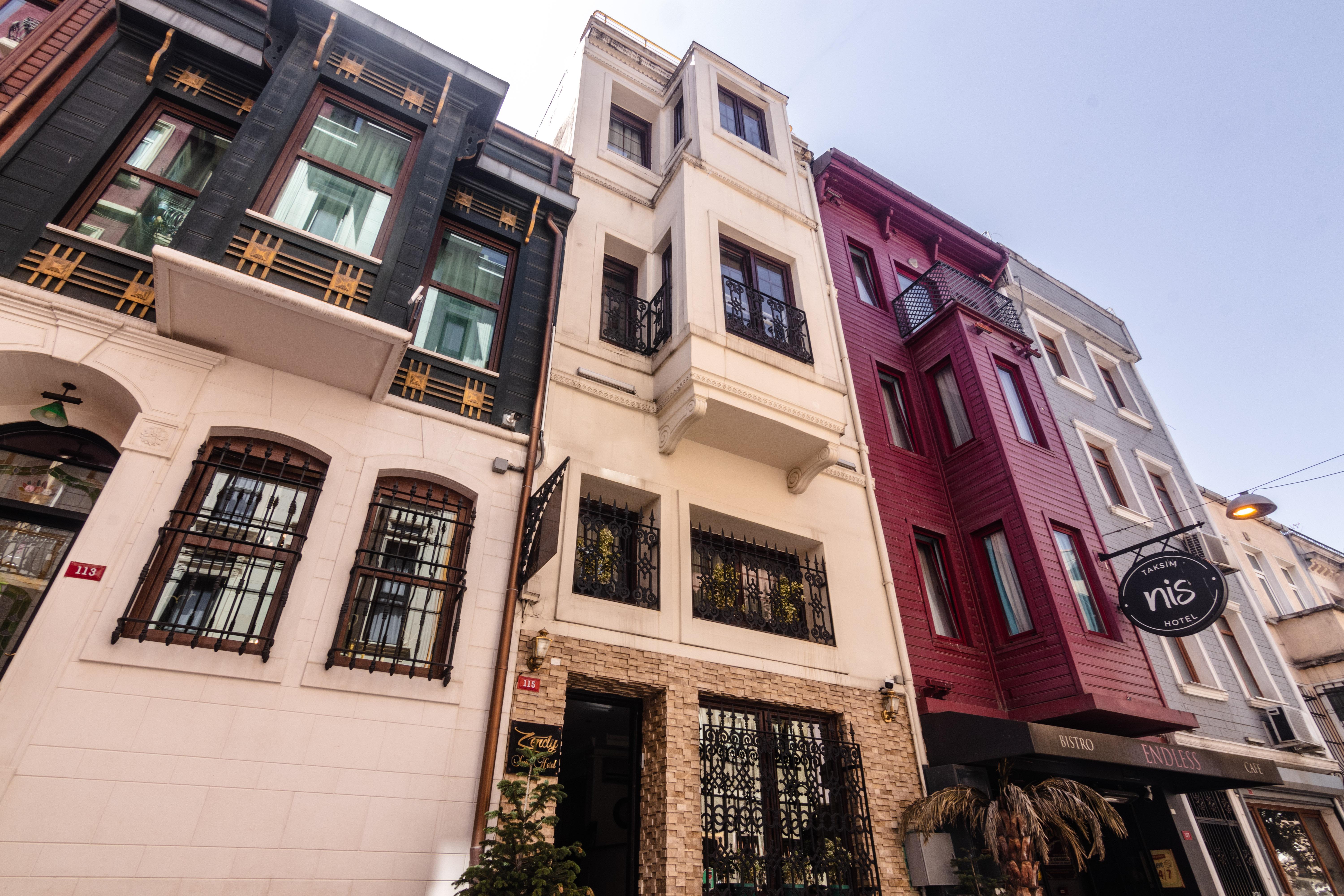 Zendy Suite Hotel Istanbul Exterior photo